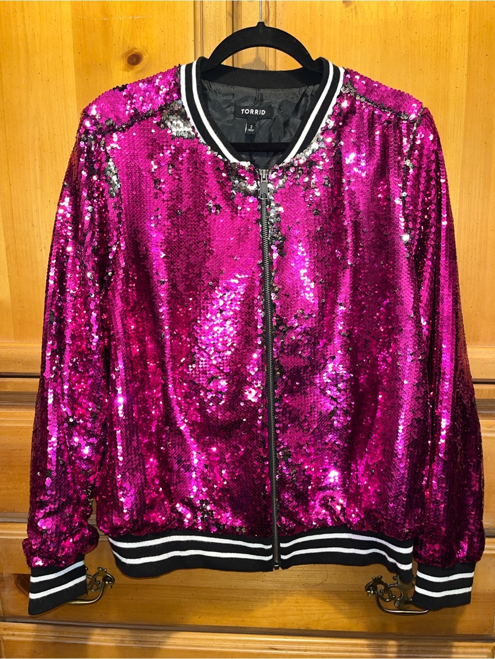 Torrid Magenta Hot Pink Sequin Bomber Jacket Plus Size 2 2X Sparkle Varsity